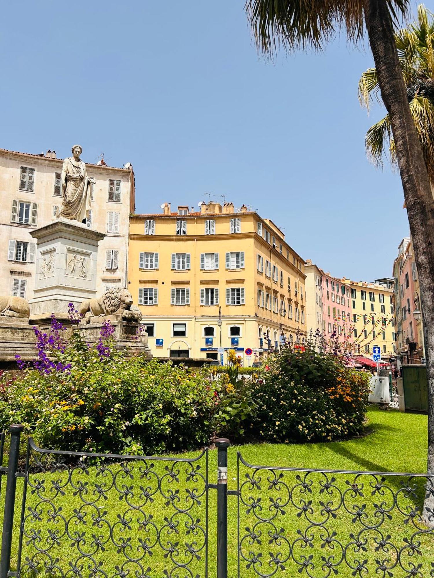 Appartement Cosy Centre Ajaccio アジャクシオ エクステリア 写真